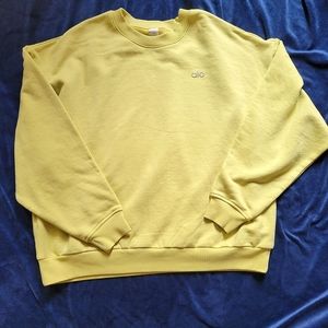 SOLD via Depop: Alo Yoga Accolade Crew Neck Pullover